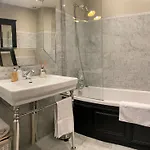 Elegant Luxury Private By Eiffel Tower Paris