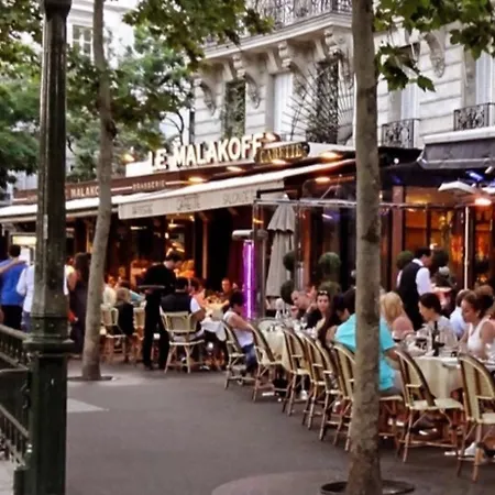 Elegant Luxury Private By Eiffel Tower