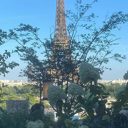 Elegant Luxury Private By Eiffel Tower Apartment
