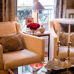 Elegant Luxury Private By Eiffel Tower Paris